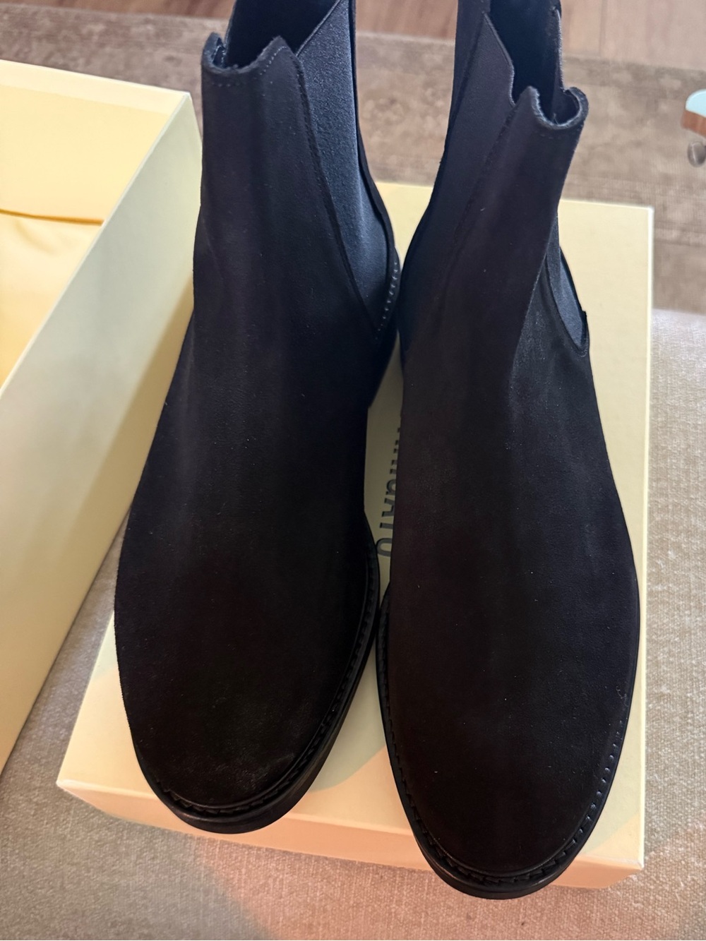 New Men’s Black Suede Axel Arigato Chelsea Boots - 10